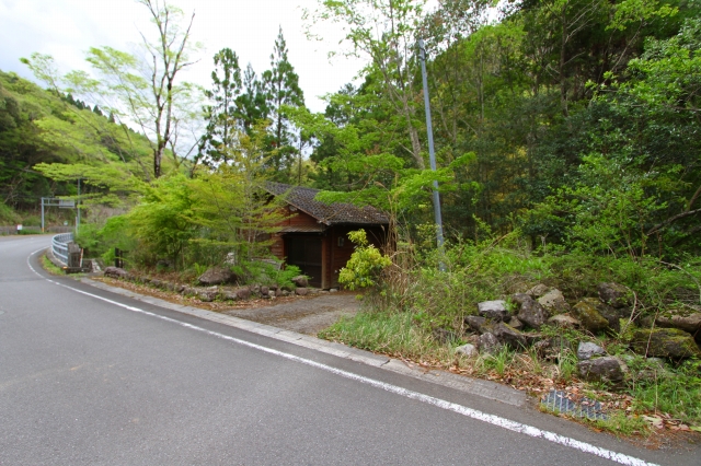 中岳川沿い 渓流釣り名所の山小屋