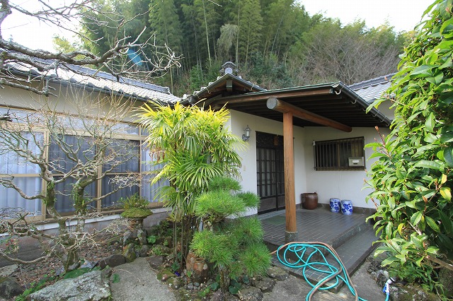 松浦港沿い　広々土地付中古住宅(K)