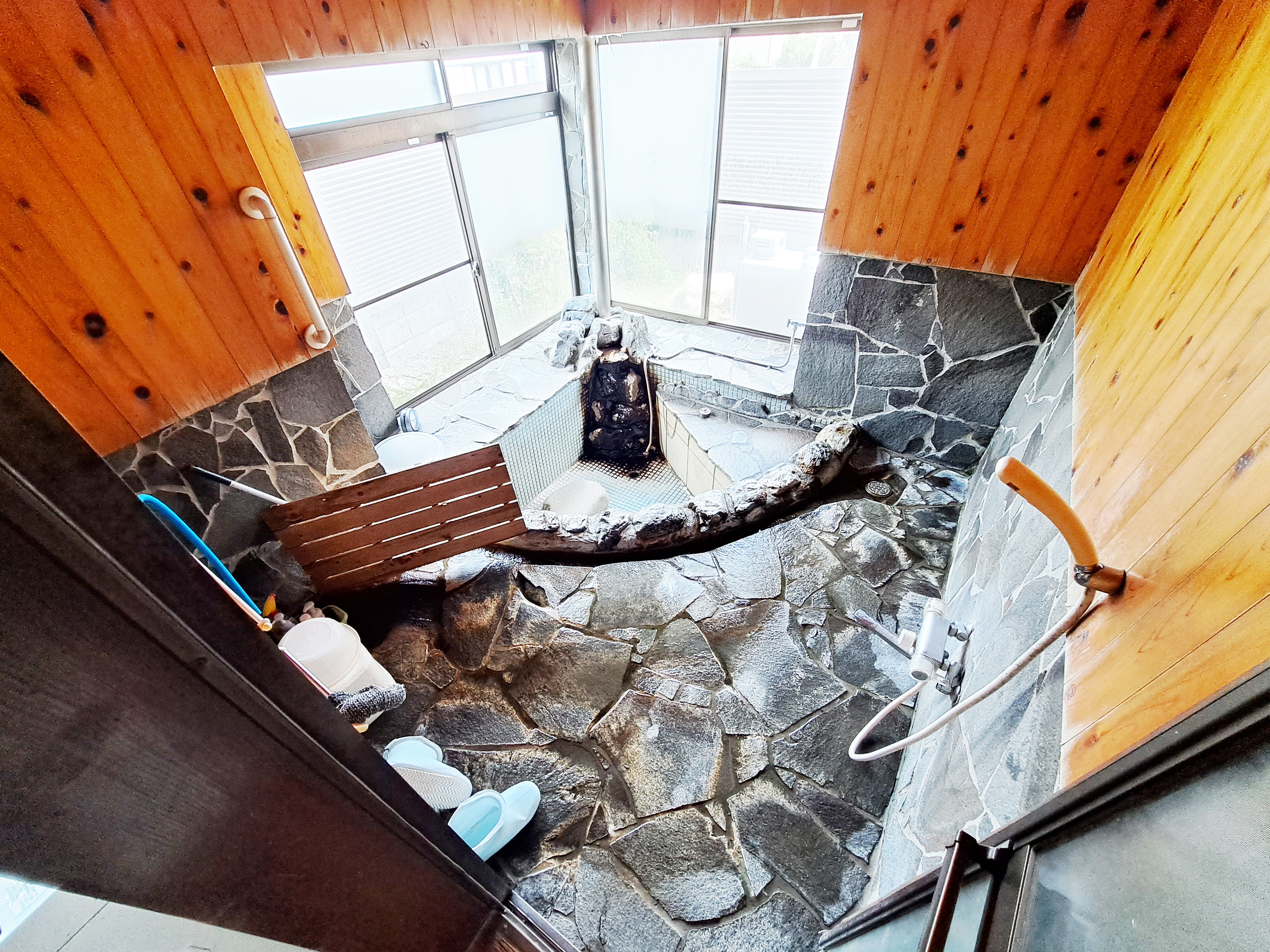 長宝団地内にある中古住宅