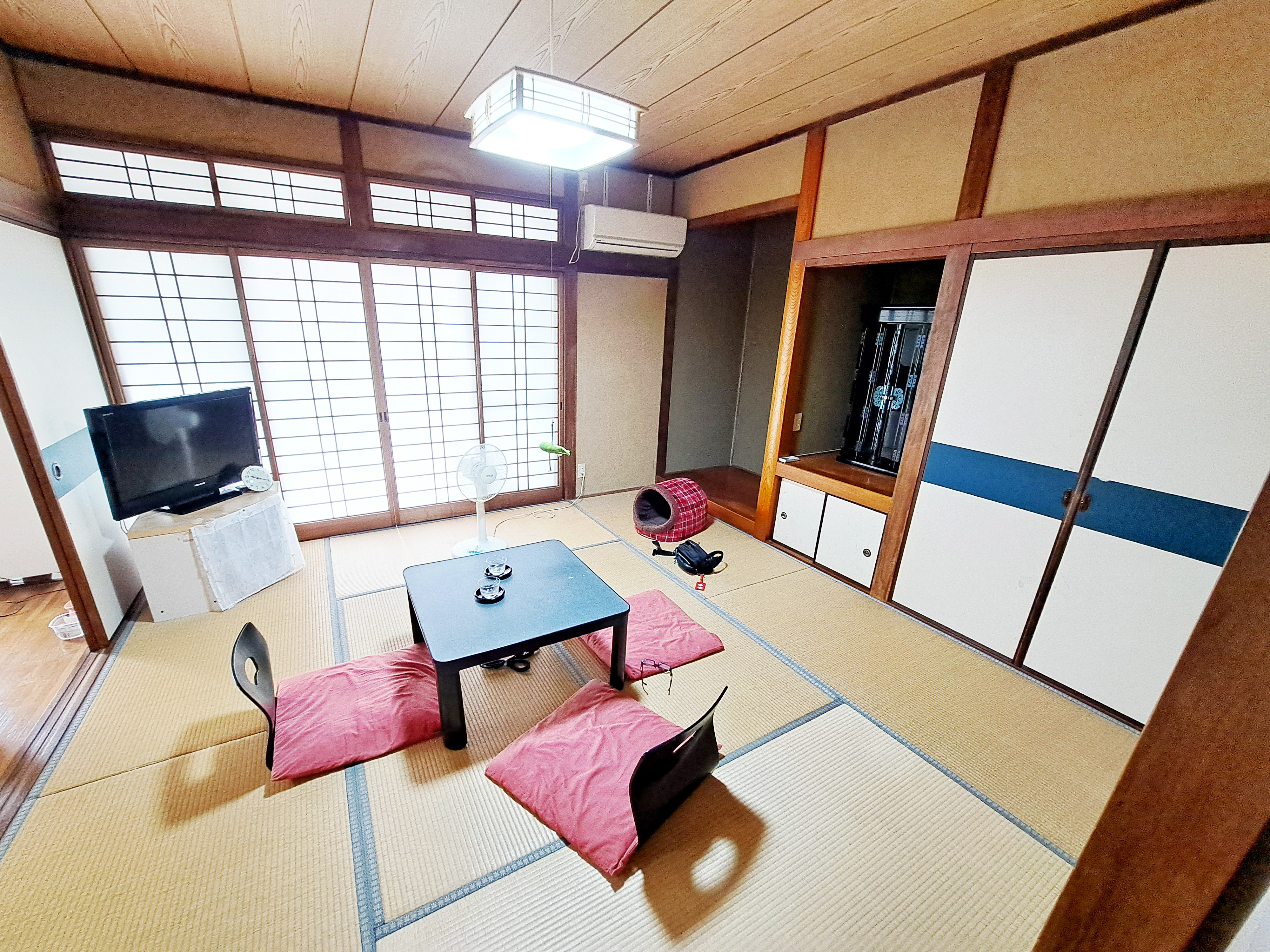 長宝団地内にある中古住宅