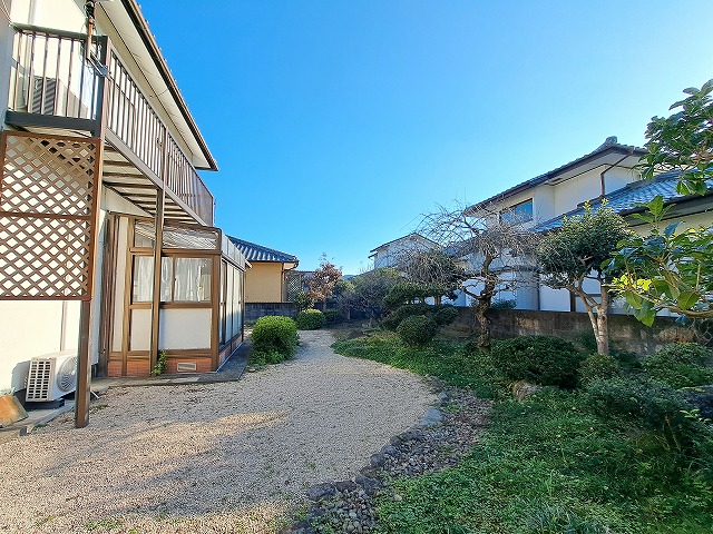 長宝団地内にある中古住宅