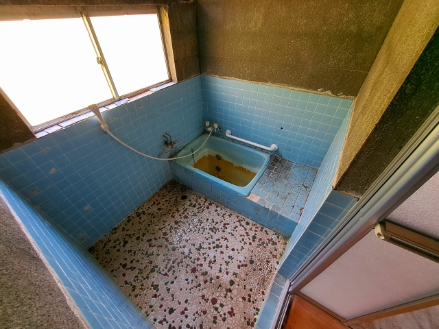 由布市庄内町 農地山林付き中古住宅