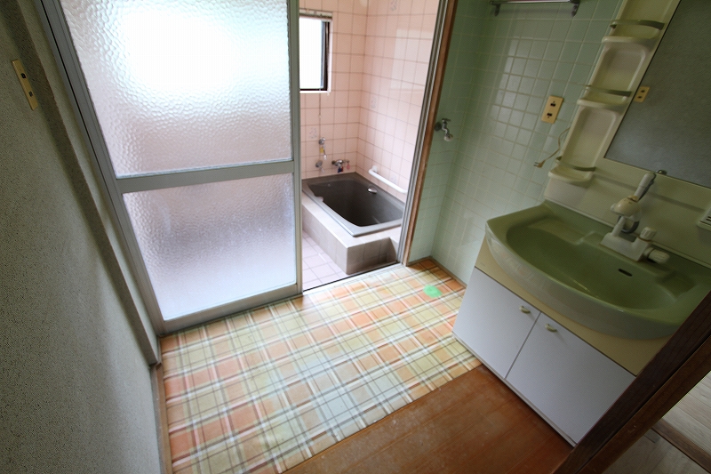 ガレージ・作業スペース付作業小屋